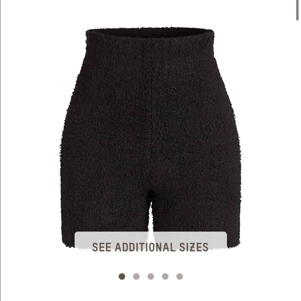 SKIMS Cozy Knit Short S/M in Onyx NWT